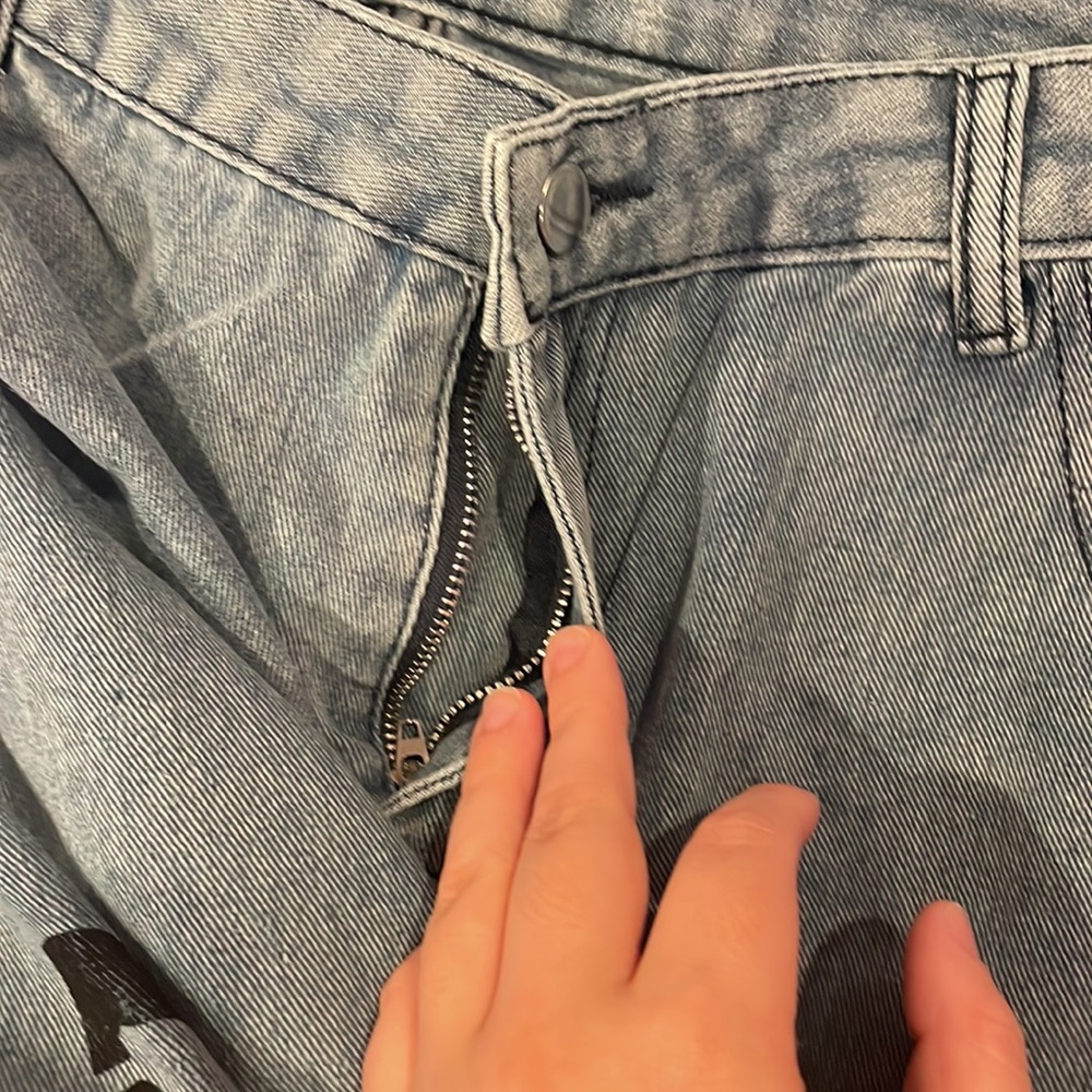 jeans - Picture 2 of 3